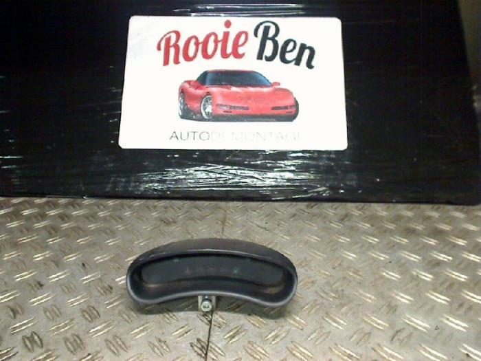 Gebruikte Display Interieur Chevrolet Matiz 0.8 S,SE Prijs € 10,00 Margeregeling aangeboden door Rooie Ben autodemontage