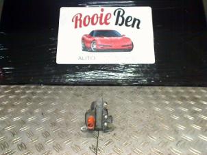 Gebruikte Bobine Mercedes E (C124) 3.0 300 CE 24V Prijs € 10,00 Margeregeling aangeboden door Rooie Ben autodemontage