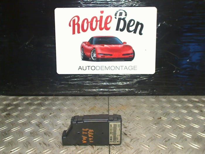 Computer Diversen van een Volkswagen Transporter/Caravelle T5 2.0 TDI DRF 2009