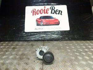 Gebruikte Spanrol Multiriem Mercedes Vito (639.6) 2.2 116 CDI 16V Euro 5 Prijs € 15,00 Margeregeling aangeboden door Rooie Ben autodemontage