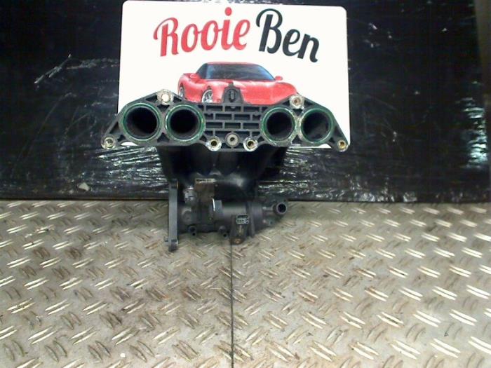 Gebruikte Spruitstuk Inlaat Peugeot 206 (2A/C/H/J/S) 1.6 16V Prijs € 25,00 Margeregeling aangeboden door Rooie Ben autodemontage