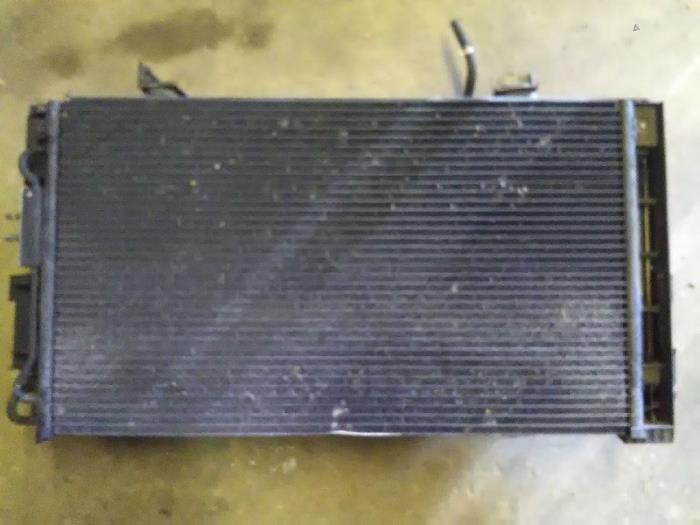 Gebruikte Radiateur Chrysler Voyager/Grand Voyager (RG/RS) 2.5 CRD Prijs € 150,00 Margeregeling aangeboden door Rooie Ben autodemontage