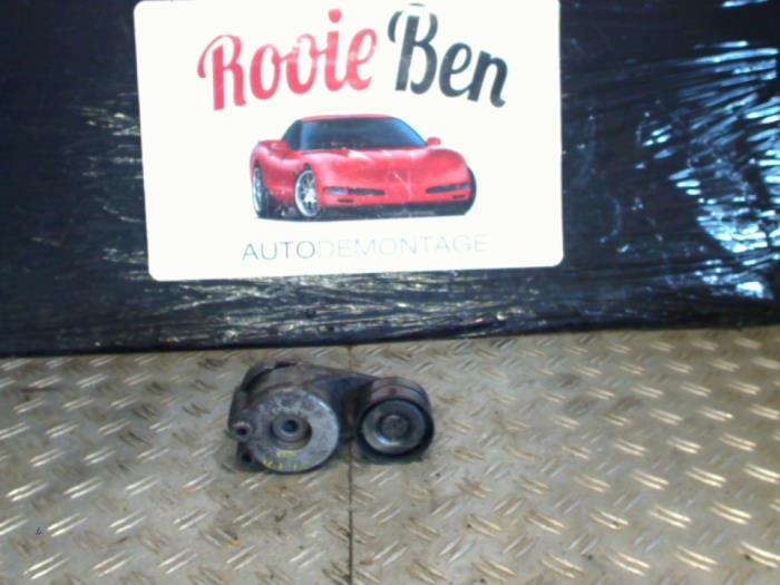 Gebruikte Spanrol Multiriem Chrysler 300 C 3.0 CRD V6 24V Prijs € 15,00 Margeregeling aangeboden door Rooie Ben autodemontage
