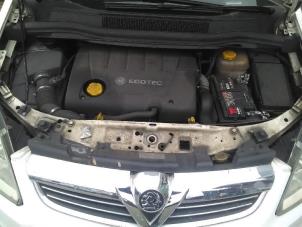 Gebruikte Motor Opel Zafira (M75) 1.9 CDTI Prijs € 1.000,00 Margeregeling aangeboden door Rooie Ben autodemontage