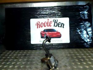 Gebruikte Oliepomp Volkswagen Transporter T5 1.9 TDi Prijs € 60,00 Margeregeling aangeboden door Rooie Ben autodemontage