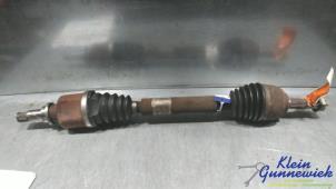 Gebruikte Steekas links-voor Renault Megane Prijs € 22,00 Margeregeling aangeboden door Klein Gunnewiek Autodemontage & Motorentechniek