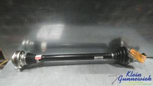 Gebruikte Aandrijfas rechts-voor Skoda Octavia Prijs € 118,00 Margeregeling aangeboden door Klein Gunnewiek Autodemontage & Motorentechniek