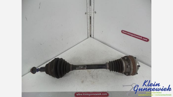 Gebruikte Steekas links-voor Volkswagen Golf Prijs € 30,00 Margeregeling aangeboden door Klein Gunnewiek Autodemontage & Motorentechniek