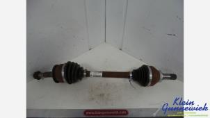 Gebruikte Aandrijfas links-voor Opel Astra Prijs € 86,00 Margeregeling aangeboden door Klein Gunnewiek Autodemontage & Motorentechniek