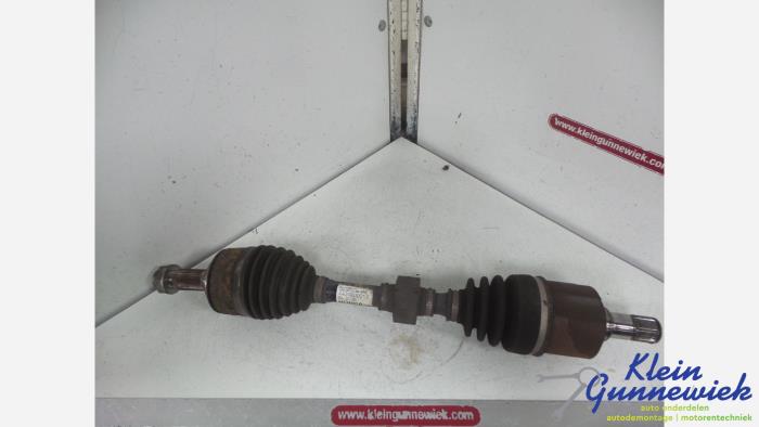 Gebruikte Steekas links-voor Honda Civic Prijs € 30,00 Margeregeling aangeboden door Klein Gunnewiek Autodemontage & Motorentechniek
