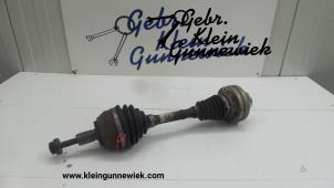 Gebruikte Homokineetas links-voor Volkswagen Amarok Prijs € 90,00 Margeregeling aangeboden door Gebr.Klein Gunnewiek Ho.BV