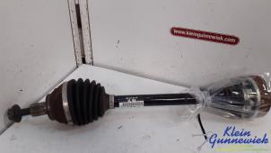 Gebruikte Cardanas links-voor (VWA) Volkswagen E-Golf Prijs € 75,00 Margeregeling aangeboden door Klein Gunnewiek Autodemontage & Motorentechniek