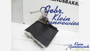 Gebruikte Accubak Nissan X-Trail Prijs € 20,00 Margeregeling aangeboden door Klein Gunnewiek Autodemontage & Motorentechniek