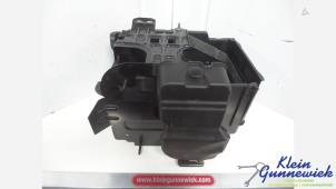 Gebruikte Accubak Ford B-Max Prijs € 15,00 Margeregeling aangeboden door Klein Gunnewiek Autodemontage & Motorentechniek