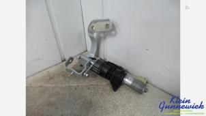 Gebruikte Achterklep motor Audi Q7 Prijs € 135,00 Margeregeling aangeboden door Klein Gunnewiek Autodemontage & Motorentechniek