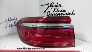 Gebruikte Achterlicht links Audi A8 Prijs € 175,00 Margeregeling aangeboden door Gebr.Klein Gunnewiek Ho.BV