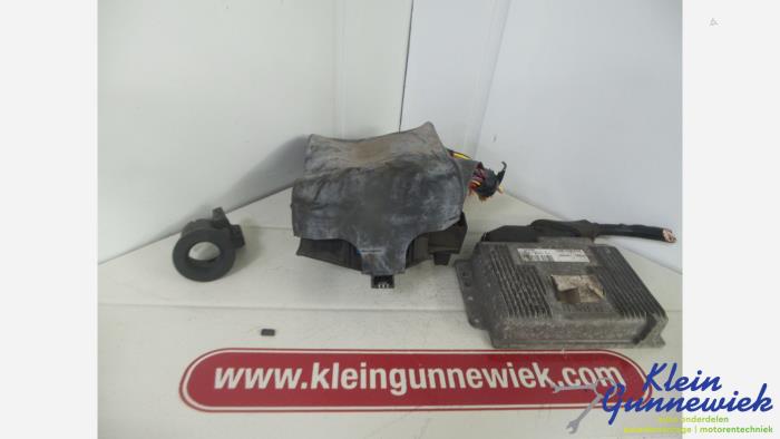 Gebruikte Inspuitcomputer Renault Megane Prijs € 50,00 Margeregeling aangeboden door Klein Gunnewiek Autodemontage & Motorentechniek