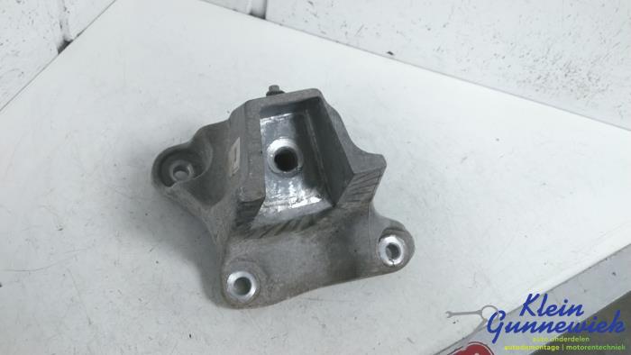 Gebruikte Motorrubber Ford Ranger Prijs € 35,00 Margeregeling aangeboden door Klein Gunnewiek Autodemontage & Motorentechniek