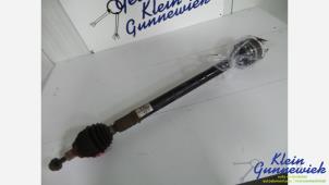 Gebruikte Cardanas rechts-voor (VWA) Volkswagen Touran Prijs € 28,00 Margeregeling aangeboden door Klein Gunnewiek Autodemontage & Motorentechniek