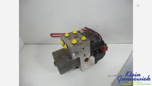 Gebruikte ABS Pomp Kia Sorento Prijs € 20,00 Margeregeling aangeboden door Klein Gunnewiek Autodemontage & Motorentechniek