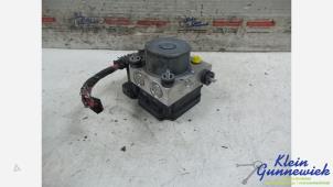 Gebruikte ABS Pomp Renault Captur Prijs € 30,00 Margeregeling aangeboden door Klein Gunnewiek Autodemontage & Motorentechniek