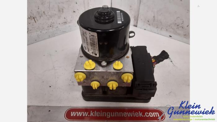 Gebruikte ABS Pomp BMW 3-Serie Prijs € 22,00 Margeregeling aangeboden door Klein Gunnewiek Autodemontage & Motorentechniek