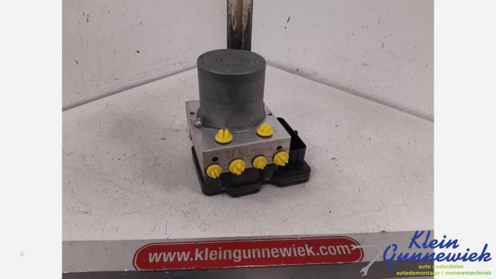 Gebruikte ABS Pomp Skoda Kamiq Prijs € 70,00 Margeregeling aangeboden door Klein Gunnewiek Autodemontage & Motorentechniek