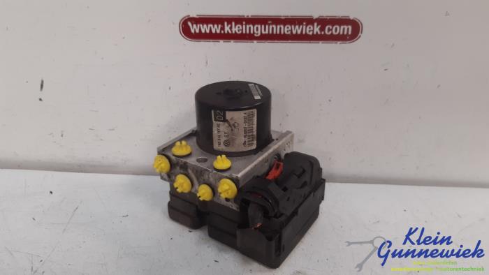 Gebruikte ABS Pomp Seat Leon Prijs € 76,00 Margeregeling aangeboden door Klein Gunnewiek Autodemontage & Motorentechniek