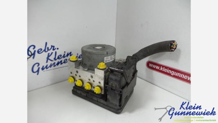 Gebruikte ABS Pomp Ford Mondeo Prijs € 98,00 Margeregeling aangeboden door Klein Gunnewiek Autodemontage & Motorentechniek