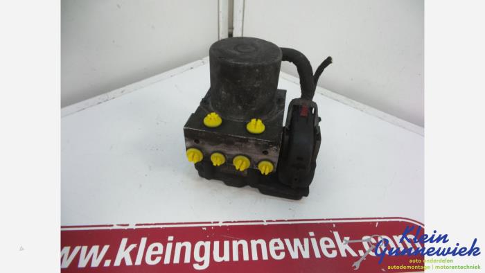 Gebruikte ABS Pomp Audi A4 Prijs € 90,00 Margeregeling aangeboden door Klein Gunnewiek Autodemontage & Motorentechniek