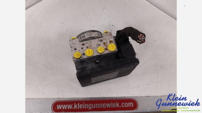 Gebruikte ABS Pomp Audi A3 Prijs € 130,00 Margeregeling aangeboden door Klein Gunnewiek Autodemontage & Motorentechniek