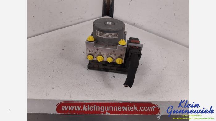 Gebruikte ABS Pomp Audi A3 Prijs € 112,00 Margeregeling aangeboden door Klein Gunnewiek Autodemontage & Motorentechniek