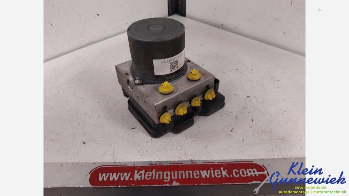 Gebruikte ABS Pomp Audi A6 Prijs € 29,00 Margeregeling aangeboden door Klein Gunnewiek Autodemontage & Motorentechniek
