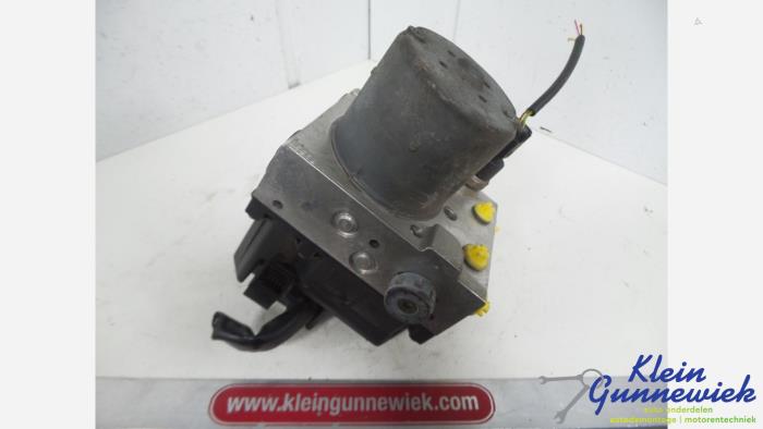 Gebruikte ABS Pomp Audi A4 Prijs € 15,00 Margeregeling aangeboden door Klein Gunnewiek Autodemontage & Motorentechniek