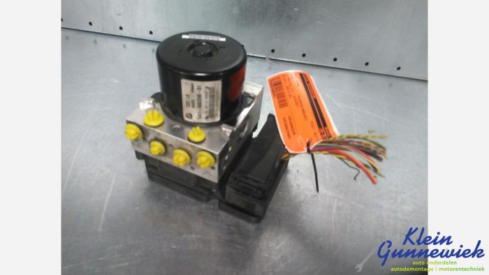 Gebruikte ABS Pomp BMW 3-Serie Prijs € 35,00 Margeregeling aangeboden door Klein Gunnewiek Autodemontage & Motorentechniek