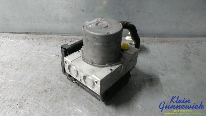 Gebruikte ABS Pomp Ford Transit Prijs € 25,00 Margeregeling aangeboden door Klein Gunnewiek Autodemontage & Motorentechniek