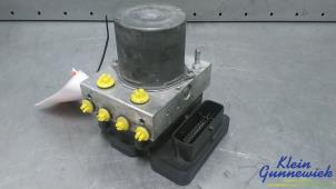 Gebruikte ABS Pomp Mercedes Vito Prijs € 154,00 Margeregeling aangeboden door Klein Gunnewiek Autodemontage & Motorentechniek