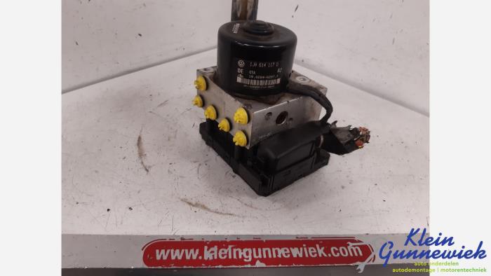 Gebruikte ABS Pomp Volkswagen Golf Prijs € 20,00 Margeregeling aangeboden door Klein Gunnewiek Autodemontage & Motorentechniek