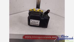 Gebruikte ABS Pomp Volkswagen Passat Prijs € 91,00 Margeregeling aangeboden door Klein Gunnewiek Autodemontage & Motorentechniek