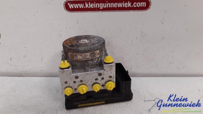 Gebruikte ABS Pomp Alfa Romeo Giulietta Prijs € 91,00 Margeregeling aangeboden door Klein Gunnewiek Autodemontage & Motorentechniek