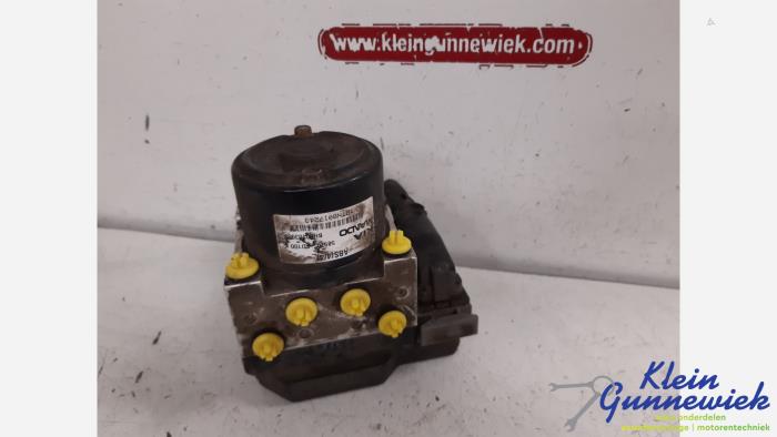 Gebruikte ABS Pomp Kia Rio Prijs € 44,00 Margeregeling aangeboden door Klein Gunnewiek Autodemontage & Motorentechniek