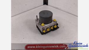 Gebruikte ABS Pomp Renault Clio Prijs € 60,00 Margeregeling aangeboden door Klein Gunnewiek Autodemontage & Motorentechniek