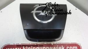 Gebruikte Handgreep Achterklep Opel Astra Prijs € 30,00 Margeregeling aangeboden door Gebr.Klein Gunnewiek Ho.BV