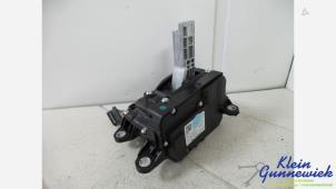 Gebruikte Versnellingspook Audi A4 Prijs € 125,00 Margeregeling aangeboden door Klein Gunnewiek Autodemontage & Motorentechniek