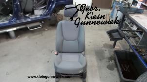 Gebruikte Voorstoel links Hyundai Matrix Prijs € 75,00 Margeregeling aangeboden door Gebr.Klein Gunnewiek Ho.BV