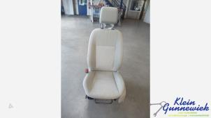 Gebruikte Voorstoel links Ford C-Max Prijs € 125,00 Margeregeling aangeboden door Klein Gunnewiek Autodemontage & Motorentechniek