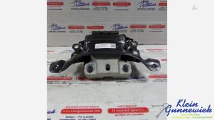 Gebruikte Versnellingsbak Steun Volkswagen Golf Prijs € 35,00 Margeregeling aangeboden door Klein Gunnewiek Autodemontage & Motorentechniek