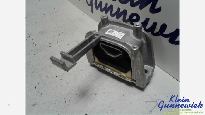 Gebruikte Motorrubber Volkswagen Passat Prijs € 28,00 Margeregeling aangeboden door Klein Gunnewiek Autodemontage & Motorentechniek