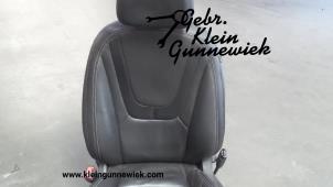 Gebruikte Voorstoel links Opel Ampera Prijs € 250,00 Margeregeling aangeboden door Gebr.Klein Gunnewiek Ho.BV
