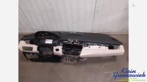Gebruikte Dashboard BMW 2-Serie Prijs € 495,00 Margeregeling aangeboden door Klein Gunnewiek Autodemontage & Motorentechniek
